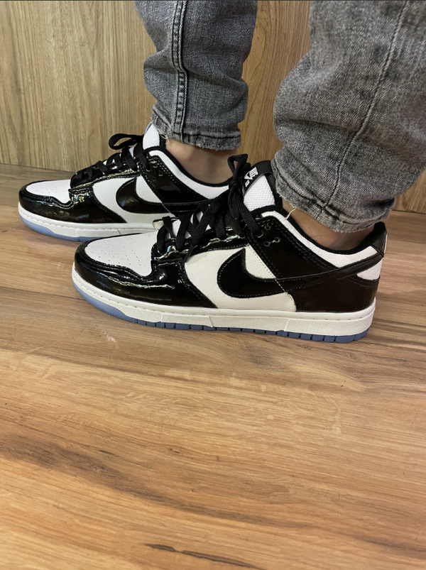 DUNK LOW SB